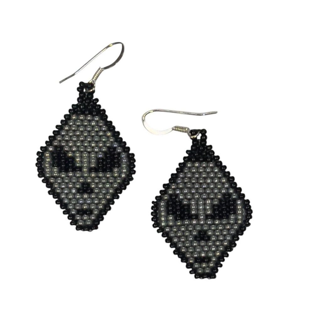 HANDMADE ALIEN Face BEADED Earrings In Black and Silver